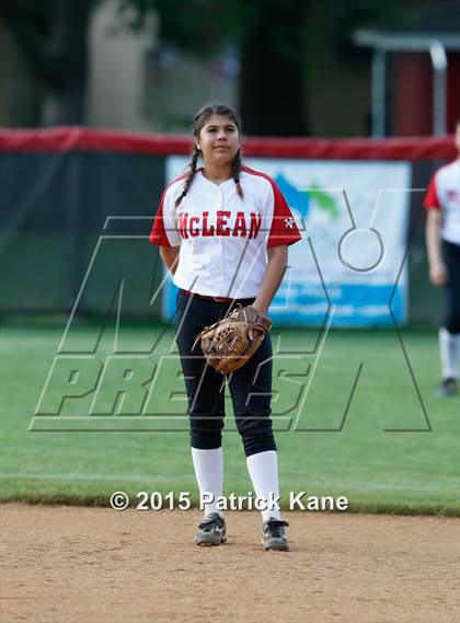 Thumbnail 1 in Washington-Lee @ McLean (VHSL 6A Conf 6 Quarterfinal) photogallery.