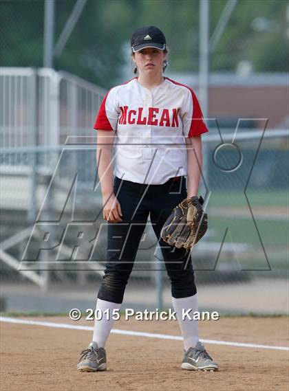 Thumbnail 1 in Washington-Lee @ McLean (VHSL 6A Conf 6 Quarterfinal) photogallery.