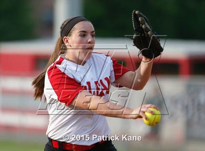 Thumbnail 1 in Washington-Lee @ McLean (VHSL 6A Conf 6 Quarterfinal) photogallery.