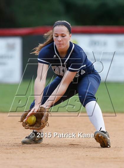 Thumbnail 2 in Washington-Lee @ McLean (VHSL 6A Conf 6 Quarterfinal) photogallery.