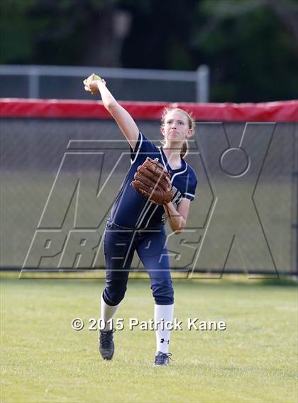 Thumbnail 1 in Washington-Lee @ McLean (VHSL 6A Conf 6 Quarterfinal) photogallery.