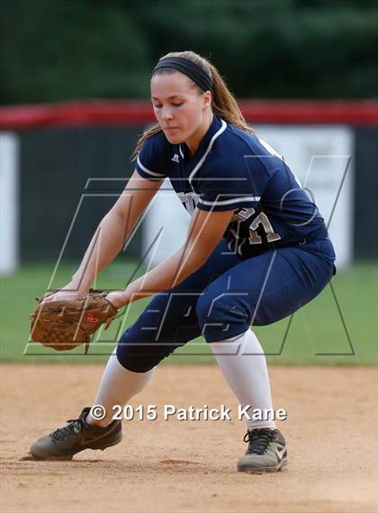 Thumbnail 1 in Washington-Lee @ McLean (VHSL 6A Conf 6 Quarterfinal) photogallery.