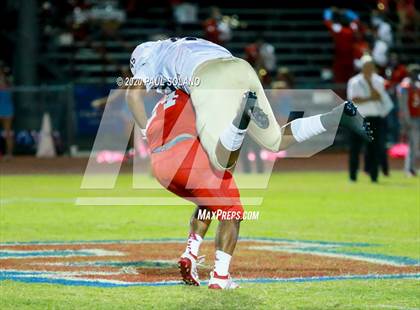 Thumbnail 2 in Holy Cross vs. Antonian Prep photogallery.