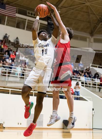 Thumbnail 3 in  Lake Highlands vs Coppell (UIL 6A Area Playoff) photogallery.