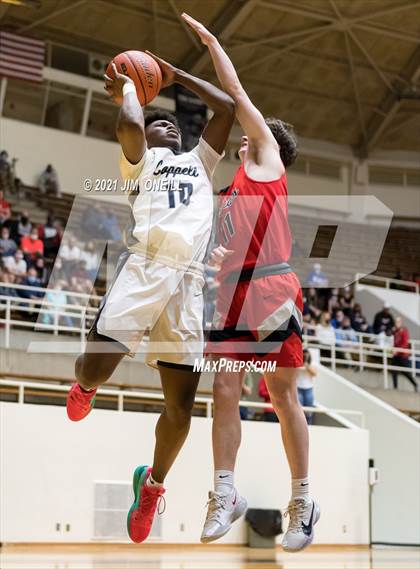 Thumbnail 1 in  Lake Highlands vs Coppell (UIL 6A Area Playoff) photogallery.