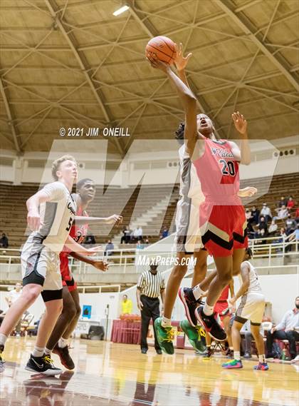 Thumbnail 1 in  Lake Highlands vs Coppell (UIL 6A Area Playoff) photogallery.