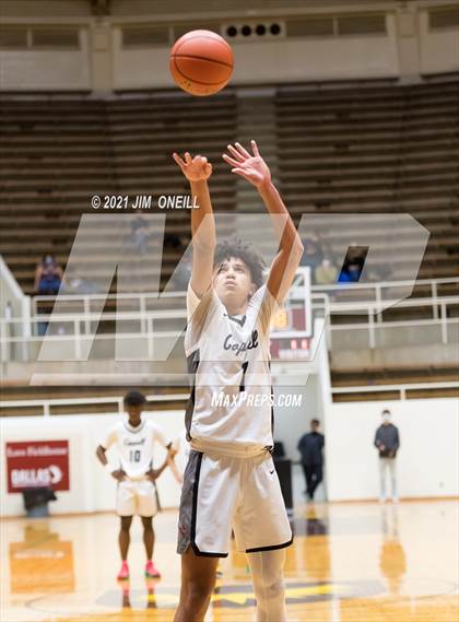 Thumbnail 2 in  Lake Highlands vs Coppell (UIL 6A Area Playoff) photogallery.