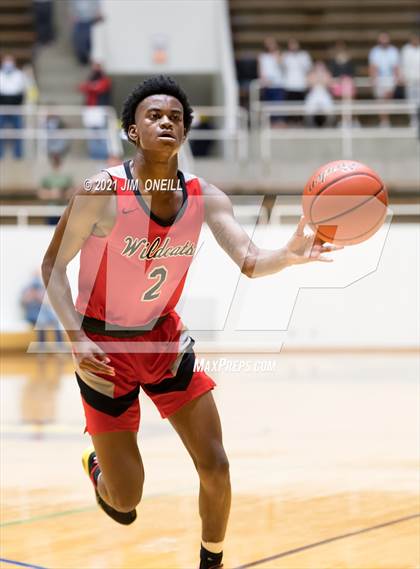 Thumbnail 3 in  Lake Highlands vs Coppell (UIL 6A Area Playoff) photogallery.