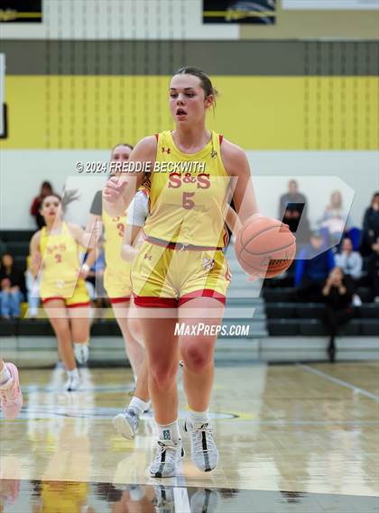 Thumbnail 3 in Pottsboro vs. S & S Consolidated (UIL 3A Area Playoff) photogallery.