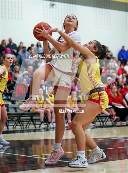 Thumbnail 3 in Pottsboro vs. S & S Consolidated (UIL 3A Area Playoff) photogallery.