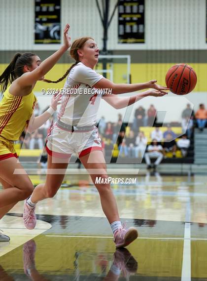 Thumbnail 3 in Pottsboro vs. S & S Consolidated (UIL 3A Area Playoff) photogallery.