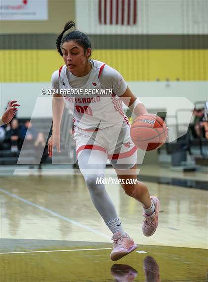 Thumbnail 1 in Pottsboro vs. S & S Consolidated (UIL 3A Area Playoff) photogallery.