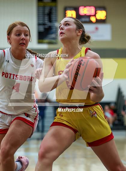 Thumbnail 2 in Pottsboro vs. S & S Consolidated (UIL 3A Area Playoff) photogallery.