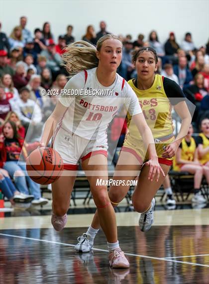 Thumbnail 2 in Pottsboro vs. S & S Consolidated (UIL 3A Area Playoff) photogallery.