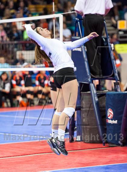 Thumbnail 1 in Fleming vs. Caliche (CHSAA 1A Championship) photogallery.