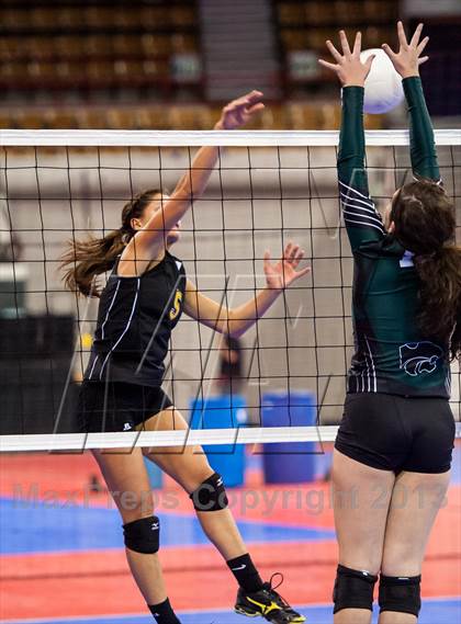 Thumbnail 3 in Fleming vs. Caliche (CHSAA 1A Championship) photogallery.