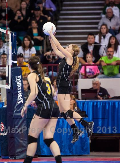 Thumbnail 1 in Fleming vs. Caliche (CHSAA 1A Championship) photogallery.