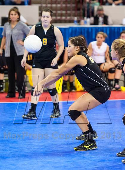 Thumbnail 2 in Fleming vs. Caliche (CHSAA 1A Championship) photogallery.