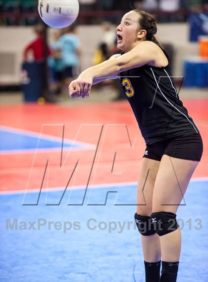 Thumbnail 2 in Fleming vs. Caliche (CHSAA 1A Championship) photogallery.