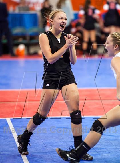 Thumbnail 3 in Fleming vs. Caliche (CHSAA 1A Championship) photogallery.