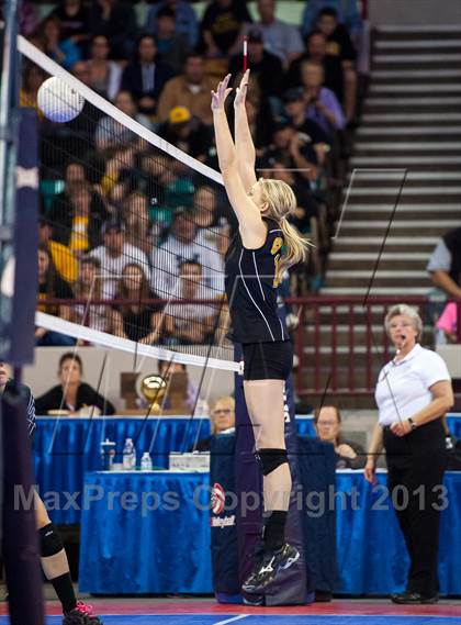 Thumbnail 3 in Fleming vs. Caliche (CHSAA 1A Championship) photogallery.