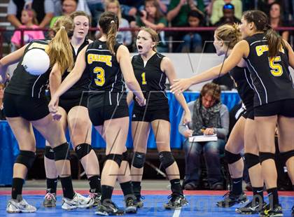 Thumbnail 3 in Fleming vs. Caliche (CHSAA 1A Championship) photogallery.