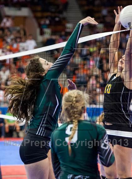 Thumbnail 1 in Fleming vs. Caliche (CHSAA 1A Championship) photogallery.