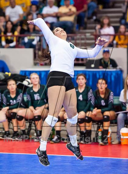 Thumbnail 3 in Fleming vs. Caliche (CHSAA 1A Championship) photogallery.