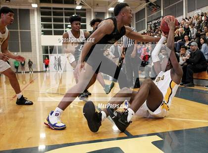 Thumbnail 1 in Moreau Catholic @ Bishop O'Dowd (CIF NCS D2 Final) photogallery.