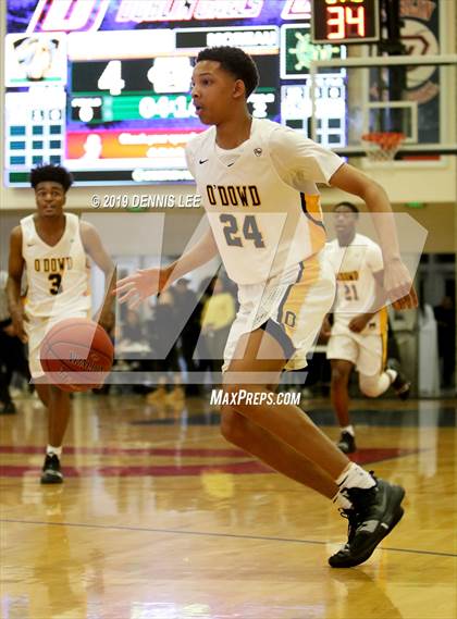 Thumbnail 1 in Moreau Catholic @ Bishop O'Dowd (CIF NCS D2 Final) photogallery.