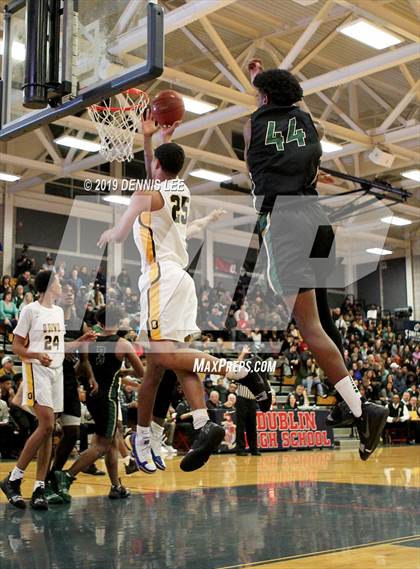 Thumbnail 2 in Moreau Catholic @ Bishop O'Dowd (CIF NCS D2 Final) photogallery.