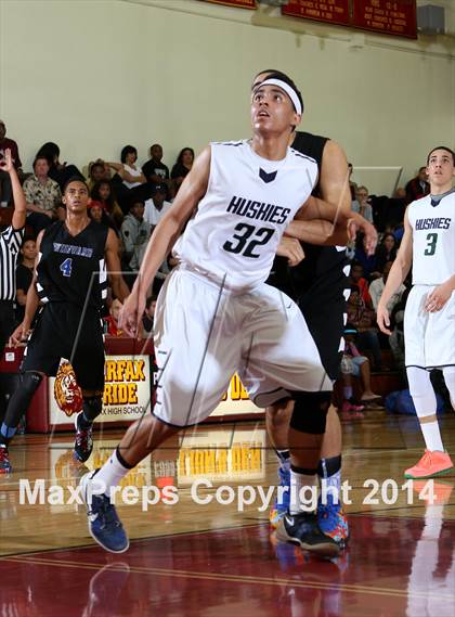 Thumbnail 3 in Windward vs. Chino Hills (Fairfax State Preview) photogallery.