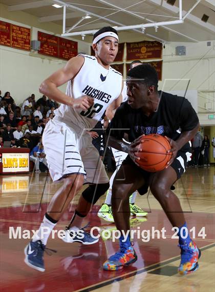 Thumbnail 1 in Windward vs. Chino Hills (Fairfax State Preview) photogallery.