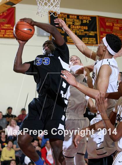Thumbnail 2 in Windward vs. Chino Hills (Fairfax State Preview) photogallery.