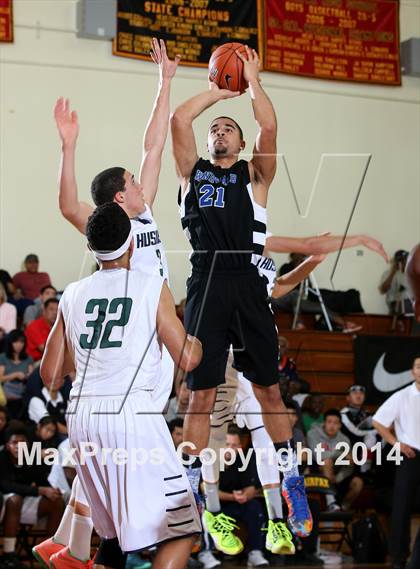 Thumbnail 3 in Windward vs. Chino Hills (Fairfax State Preview) photogallery.