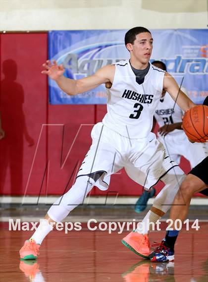 Thumbnail 1 in Windward vs. Chino Hills (Fairfax State Preview) photogallery.