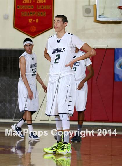 Thumbnail 3 in Windward vs. Chino Hills (Fairfax State Preview) photogallery.
