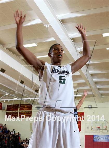 Thumbnail 3 in Windward vs. Chino Hills (Fairfax State Preview) photogallery.