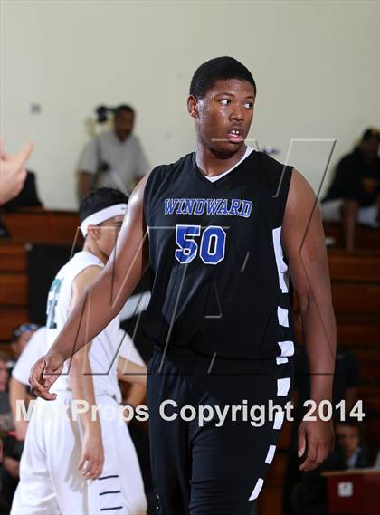 Thumbnail 2 in Windward vs. Chino Hills (Fairfax State Preview) photogallery.