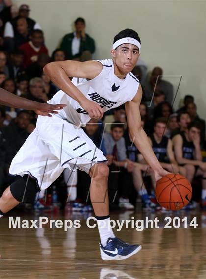 Thumbnail 3 in Windward vs. Chino Hills (Fairfax State Preview) photogallery.