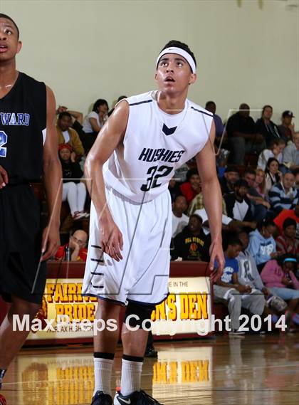 Thumbnail 2 in Windward vs. Chino Hills (Fairfax State Preview) photogallery.