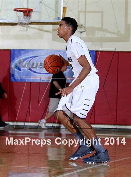 Thumbnail 3 in Windward vs. Chino Hills (Fairfax State Preview) photogallery.
