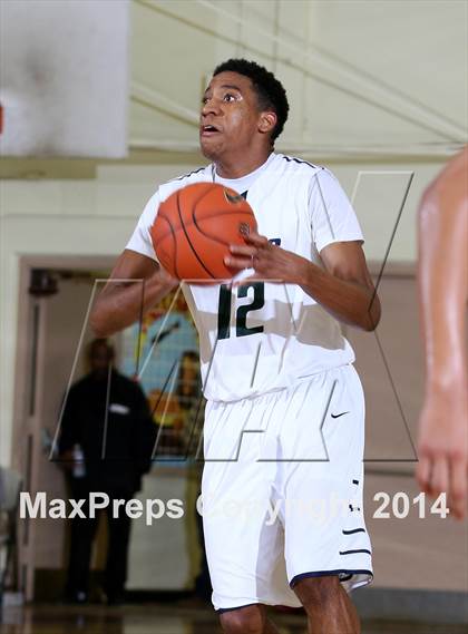 Thumbnail 3 in Windward vs. Chino Hills (Fairfax State Preview) photogallery.