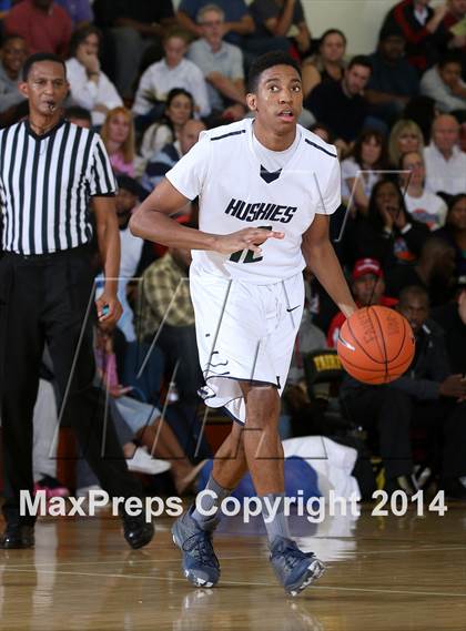 Thumbnail 1 in Windward vs. Chino Hills (Fairfax State Preview) photogallery.