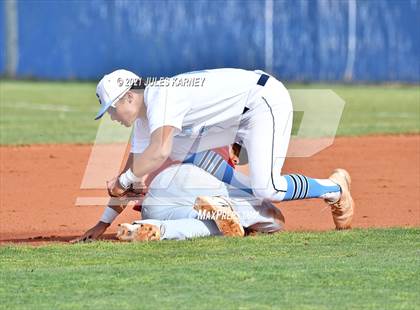Thumbnail 1 in Centennial vs Arbor View photogallery.