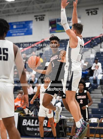 Thumbnail 1 in Lewisville vs St. Thomas More (Metro Classic) photogallery.