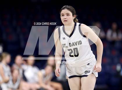 Thumbnail 3 in Baboquivari vs St. David (MLK Basketball Classic) photogallery.