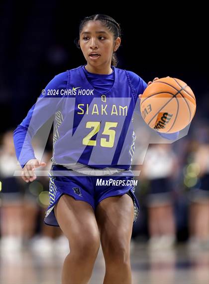 Thumbnail 2 in Baboquivari vs St. David (MLK Basketball Classic) photogallery.