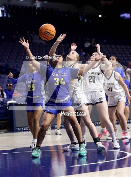 Thumbnail 3 in Baboquivari vs St. David (MLK Basketball Classic) photogallery.