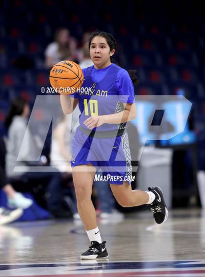 Thumbnail 3 in Baboquivari vs St. David (MLK Basketball Classic) photogallery.
